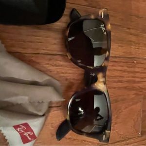 Polarized tortoise rayban way farer